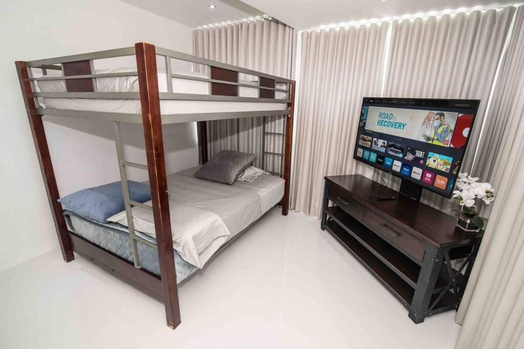 Апартаменти Modern 2Br With Kingbed In The Heart Of Isla Verde Strip Сан-Хуан Екстер'єр фото